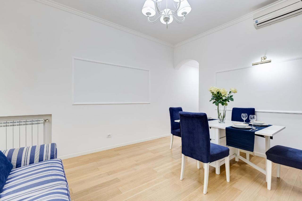 Trevi Fountain Modern Apartment โรม ภายนอก รูปภาพ