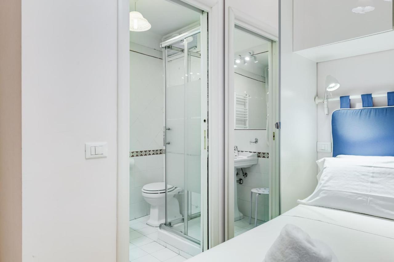 Trevi Fountain Modern Apartment โรม ภายนอก รูปภาพ