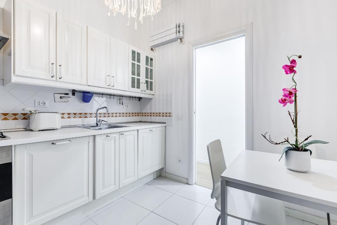 Trevi Fountain Modern Apartment โรม ภายนอก รูปภาพ
