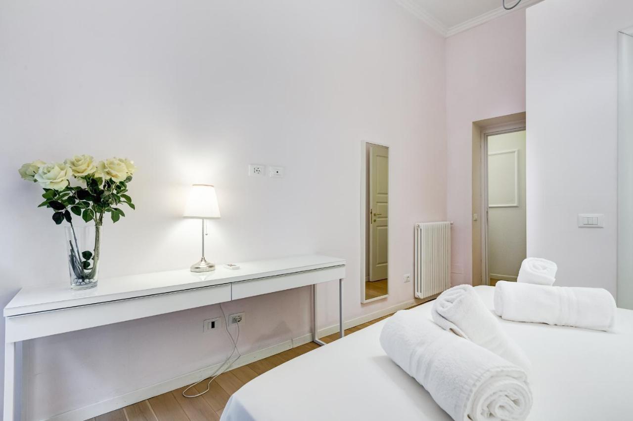 Trevi Fountain Modern Apartment โรม ภายนอก รูปภาพ
